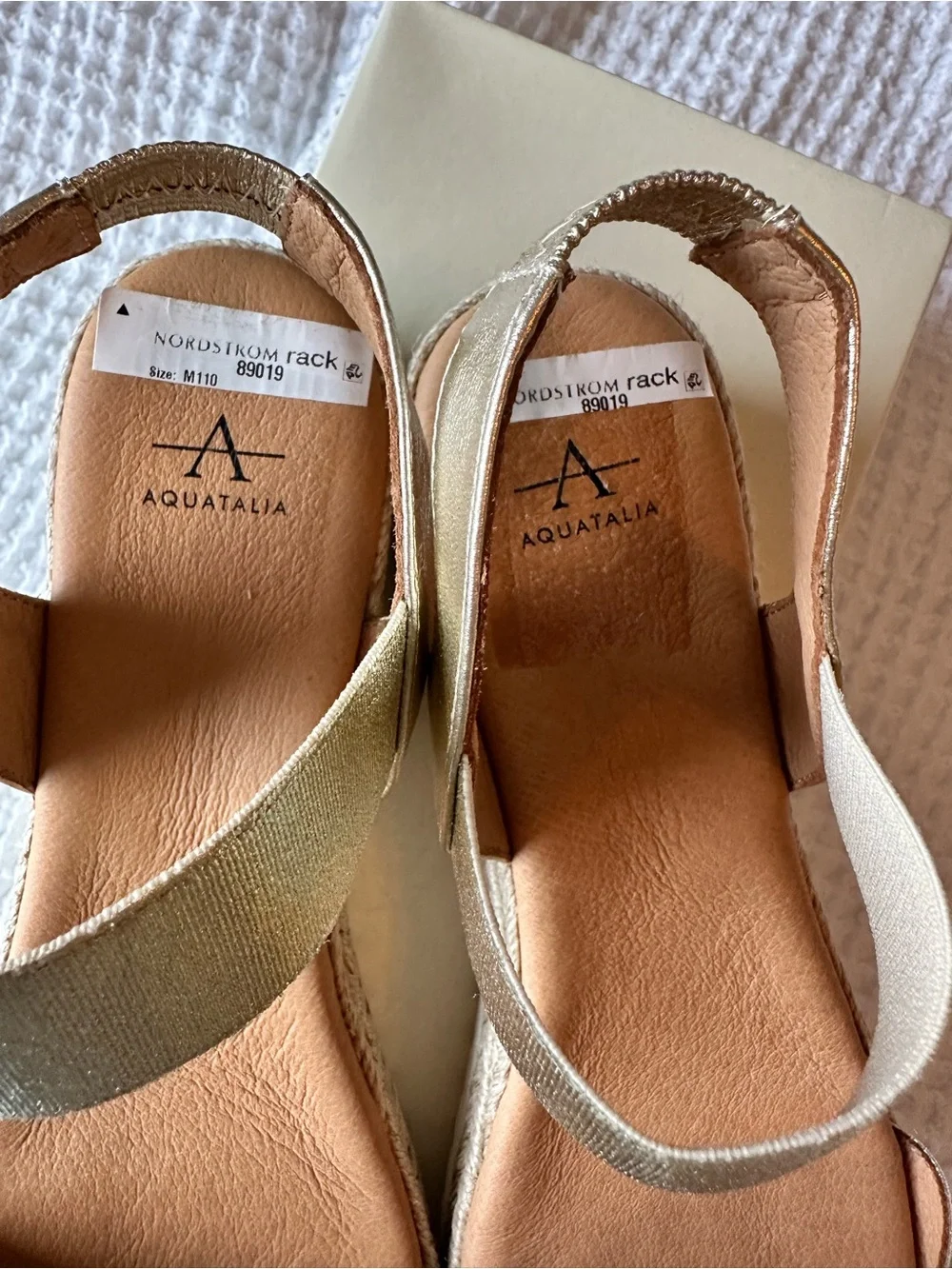 NWT Aquatalia Gold Metallic Espadrille Platform Sandals Size 11